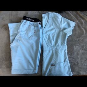 Greys Anatomy scrubs! Size extra small!